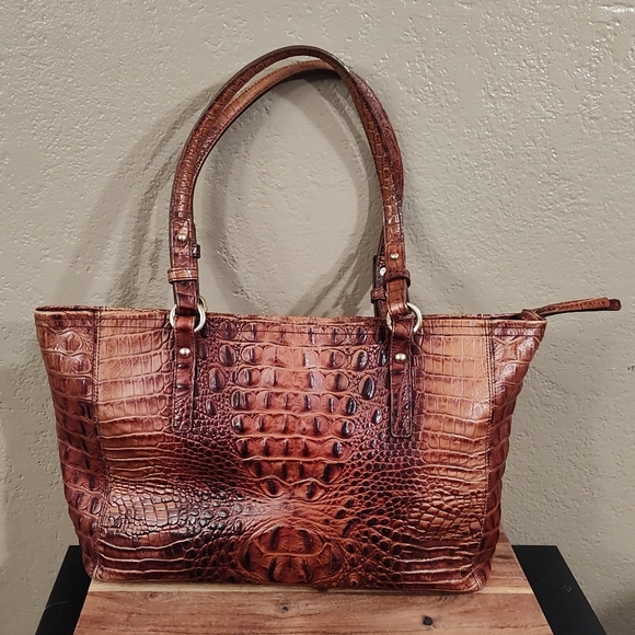 Medium Asher Pecan Melbourne Crocodile Embossed Leather Tote - Picture 4 of 10